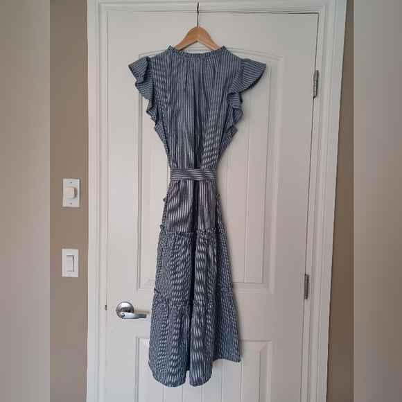 Adelyn Rae Dress - Size M - Picture 2 of 9